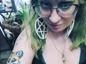 CurvyKinkMILF  live sex cam
