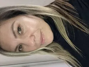 Emassexy  live sex cam
