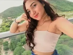 Miranda_sunny  live sex cam
