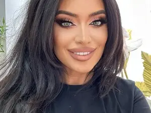 Annakarin23  live sex cam