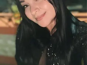 Valentina_van  live sex cam