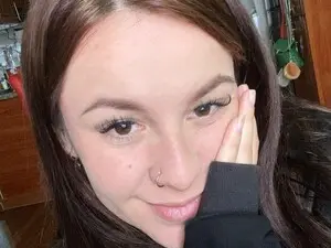 Carlotapetite  live sex cam