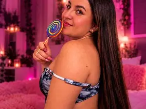Carlotapetite  live sex cam
