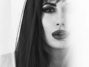 Black_RoseX27  live sex cam