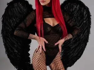 Evelina_eve  live sex cam