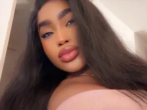 Charlotte_Tiller  live sex cam