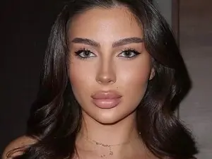 CherryCake  live sex cam
