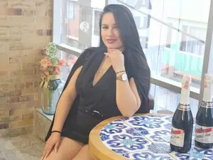 VictoriaPonce  live sex cam