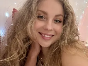 ImKeira  live sex cam