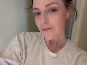 LilChloeLuv  live sex cam
