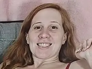 Lucyredhead  live sex cam