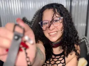 NahomyMessy  live sex cam