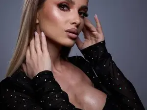 Anneexx  live sex cam