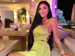 Miss_diamond_  live sex cam