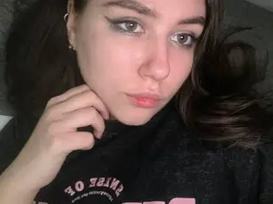 CherryHanki  live sex cam