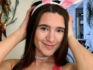 Bambifarrina  live sex cam