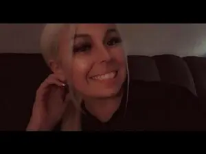 Bharbiedoll  live sex cam