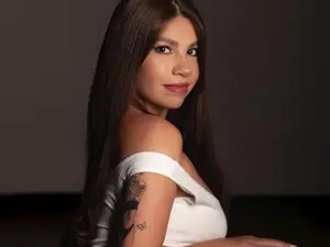 Blue_hazel  live sex cam