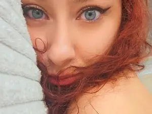 LadySquirtle  live sex cam