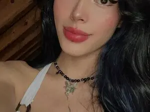 SaphieVein  live sex cam