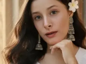 BritneyMonroe  live sex cam