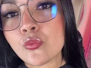 Danielasexya1  live sex cam