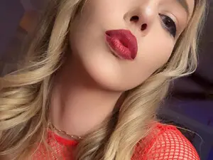 NaturallyReal  live sex cam