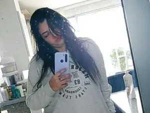 Leyajhon  live sex cam