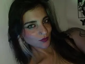 Sarahtaylor4  live sex cam