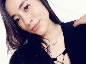 Emiily  live sex cam