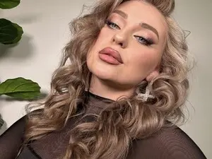 KatherineMari  live sex cam