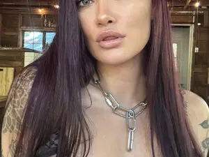 BabyKayyVixen  live sex cam