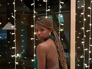 SerenityPoisi  live sex cam