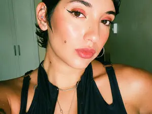 Sweet99  live sex cam