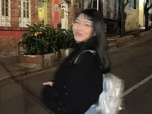 Tammara222  live sex cam