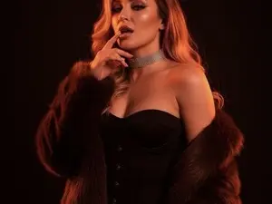 SpoiledClaire  live sex cam