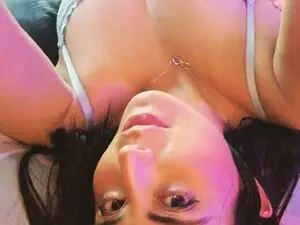 Sofidoll1_  live sex cam