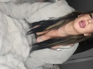 Stunnaagirll  live sex cam