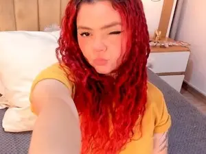 Twwiiggy  live sex cam