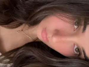 Angelnaaughty  live sex cam