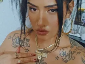 Akirashakira  live sex cam