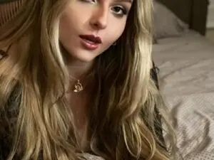 BritneyTop  live sex cam