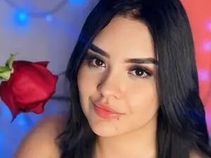 Martina_saenz  live sex cam