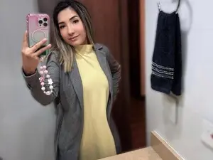 Seren_hanna  live sex cam