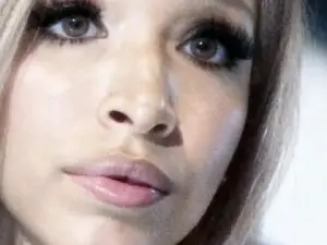 LiaLumi  live sex cam