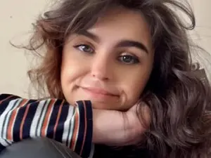 TayExe  live sex cam