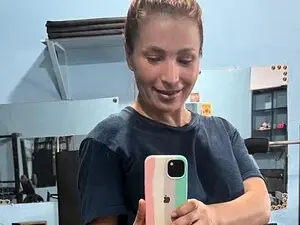 VivienneNoir  live sex cam