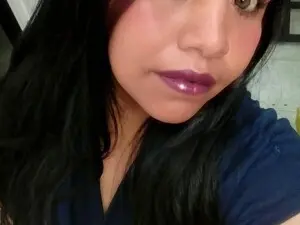 Ebony_Louiss  live sex cam