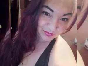 Isislove  live sex cam
