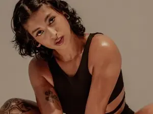 LollaBye  live sex cam